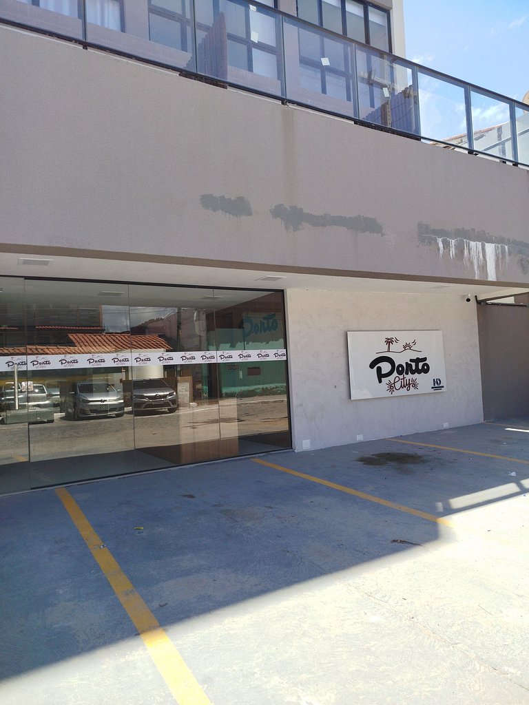 Estúdio moderno com estacionamento privativo