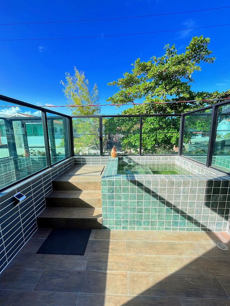 Estilo e conforto perto da praia, piscina exclusiva