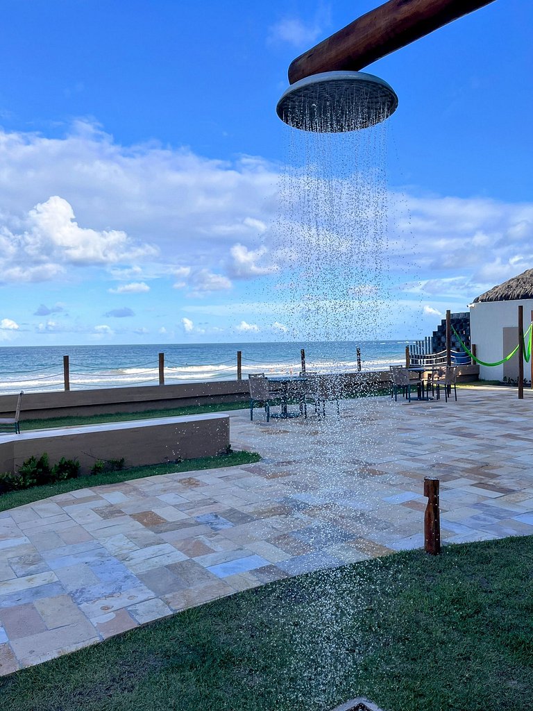 Sofisticação à beira-mar, varanda com vista para a praia