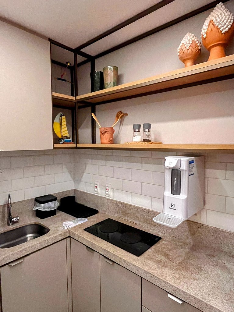 Piscina Privativa | Flat Elegante no Sunny Hall