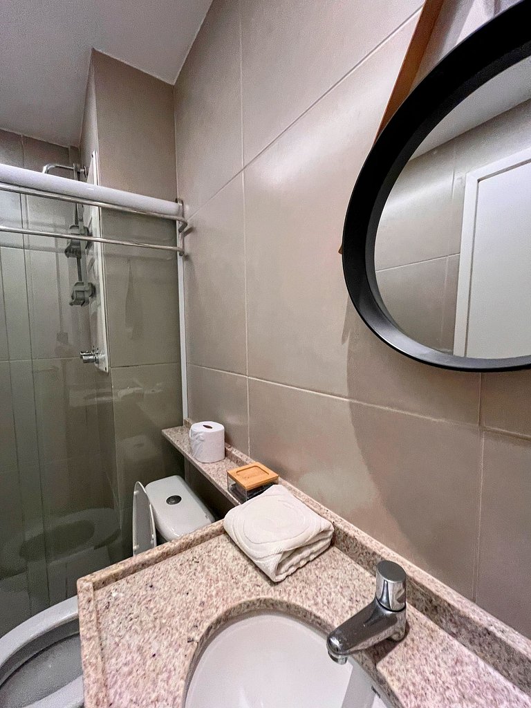 Piscina Privativa | Flat Elegante no Sunny Hall