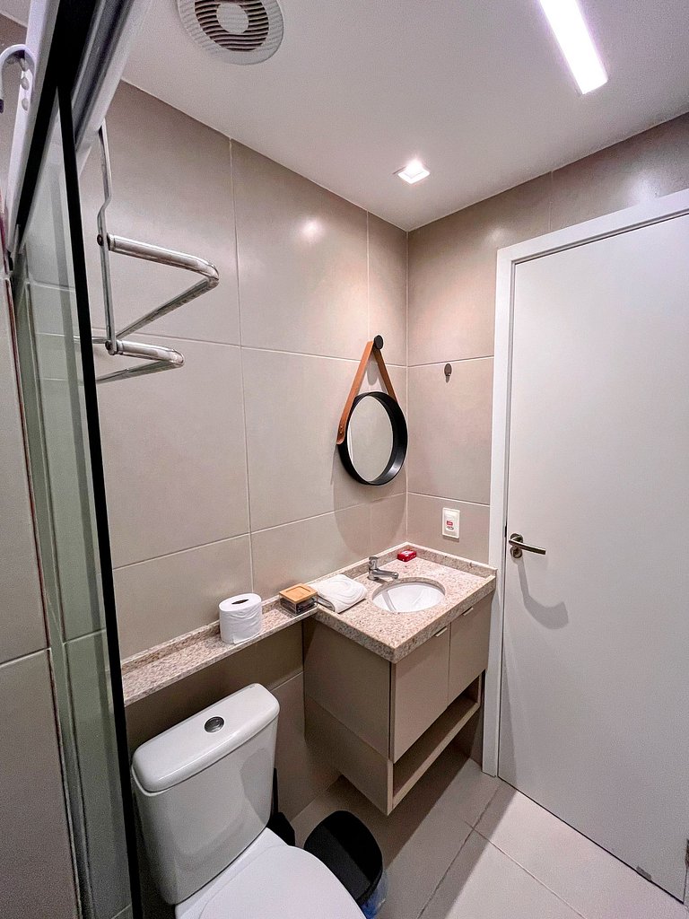Piscina Privativa | Flat Elegante no Sunny Hall